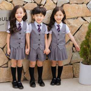 Đồng phục học sinh Anh Quốc