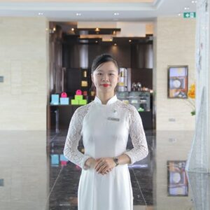 Áo dài lễ tân nhà hàng chi tiết