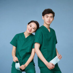 Đồng phục điều dưỡng màu xanh lá