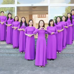 áo dài đồng phục màu tím
